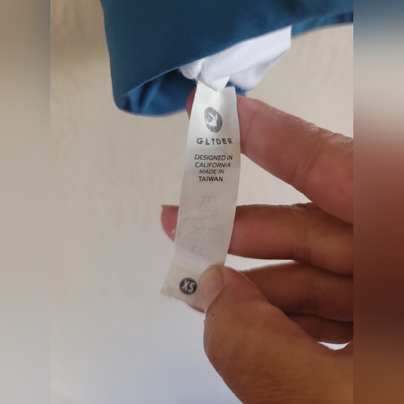 Glyder,‎ Moroccan Blue Tri-Tone Sports Bra, Size XS - Picture 4 of 5